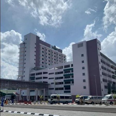 Serapi Verdure Hotel Kuching Zewnętrze zdjęcie